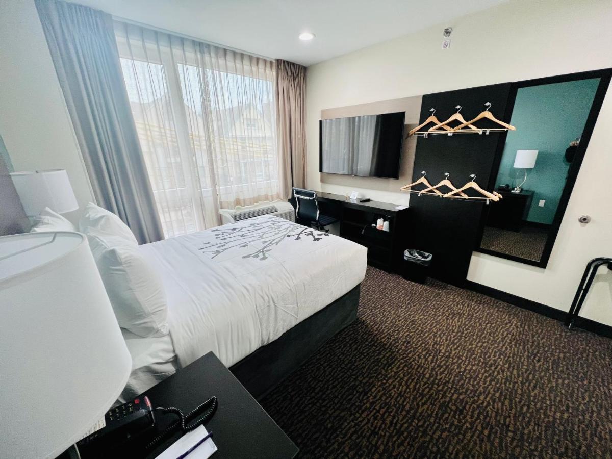 Sleep Brooklyn - Sheepshead Bay Hotel New York