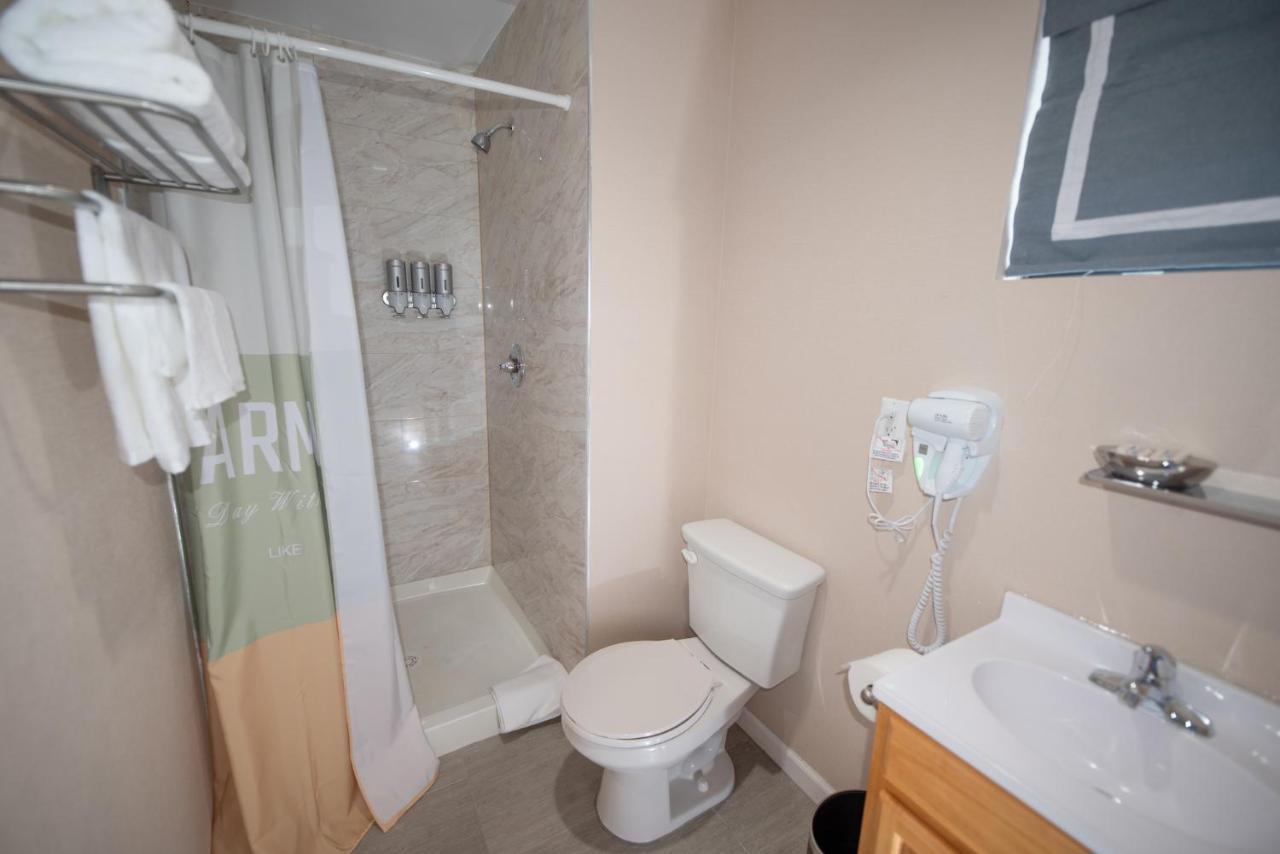 Hotel Flushing Garden 2*