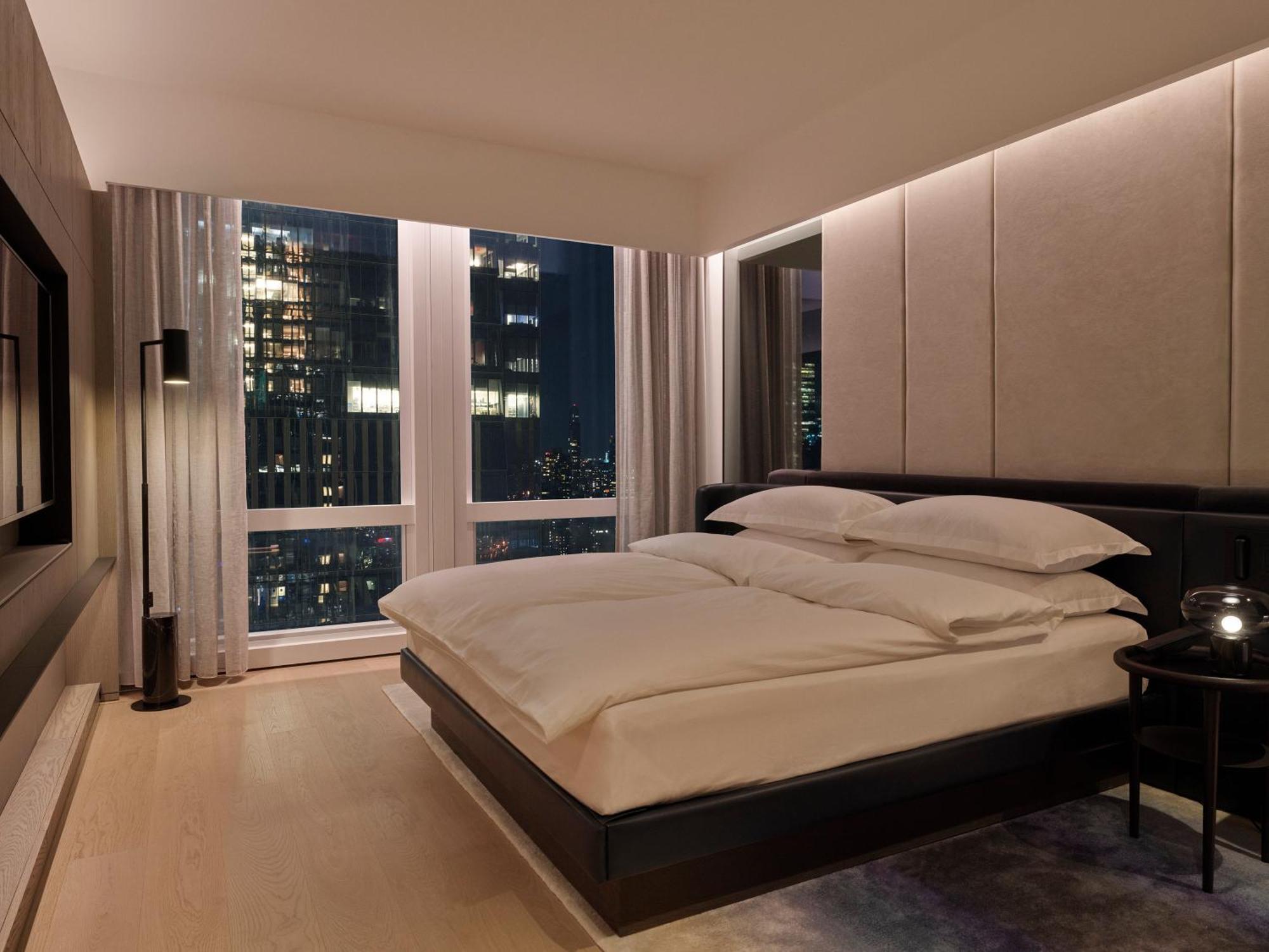 Hotel Equinox New York