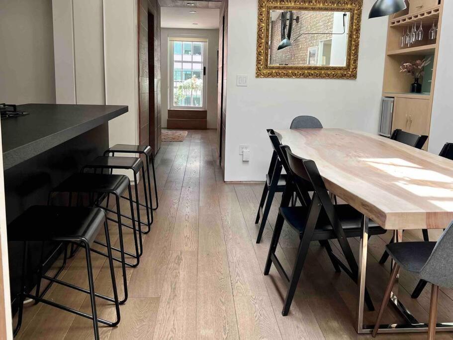 Superb Duplex Penthouse In Fidi New York