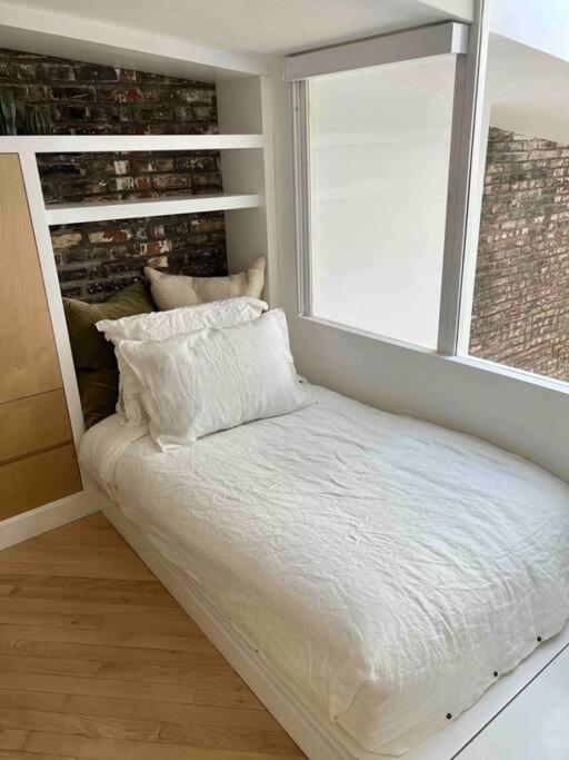 Apartment Superb Duplex Penthouse In Fidi *