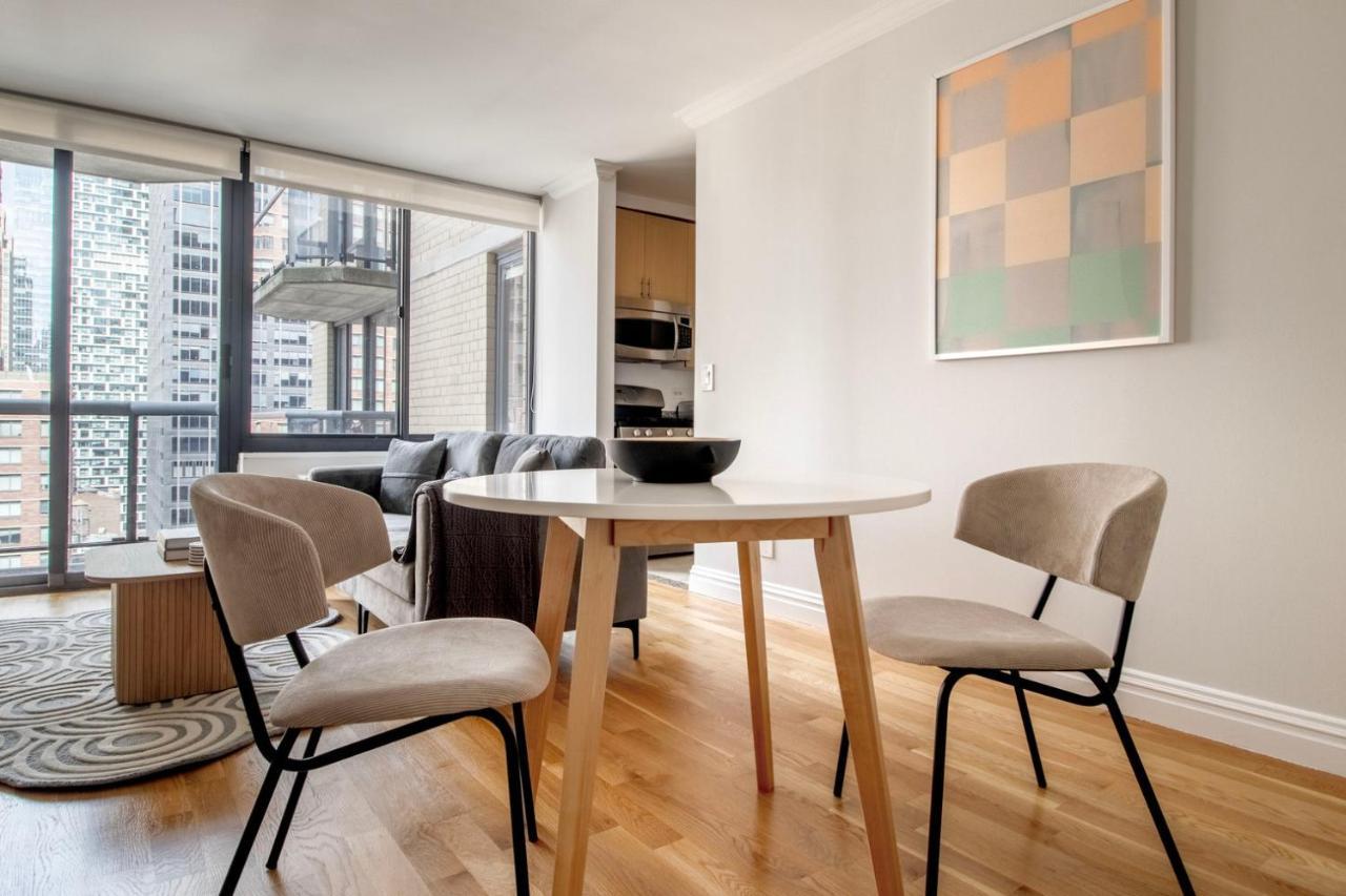 Midtown West 1br W Gym Nr Rockefeller Center Nyc-1218 *