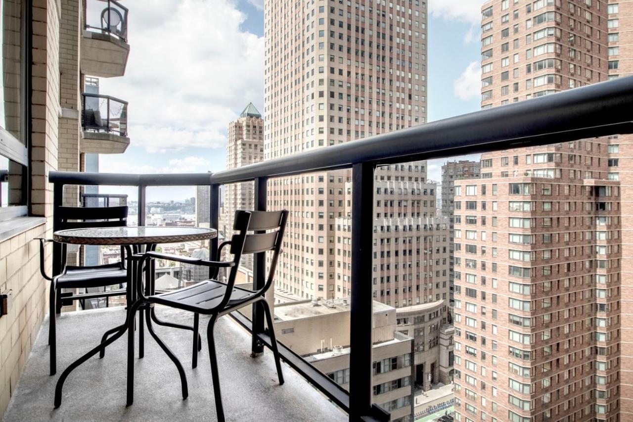 Midtown West 1br W Gym Nr Rockefeller Center Nyc-1218 *