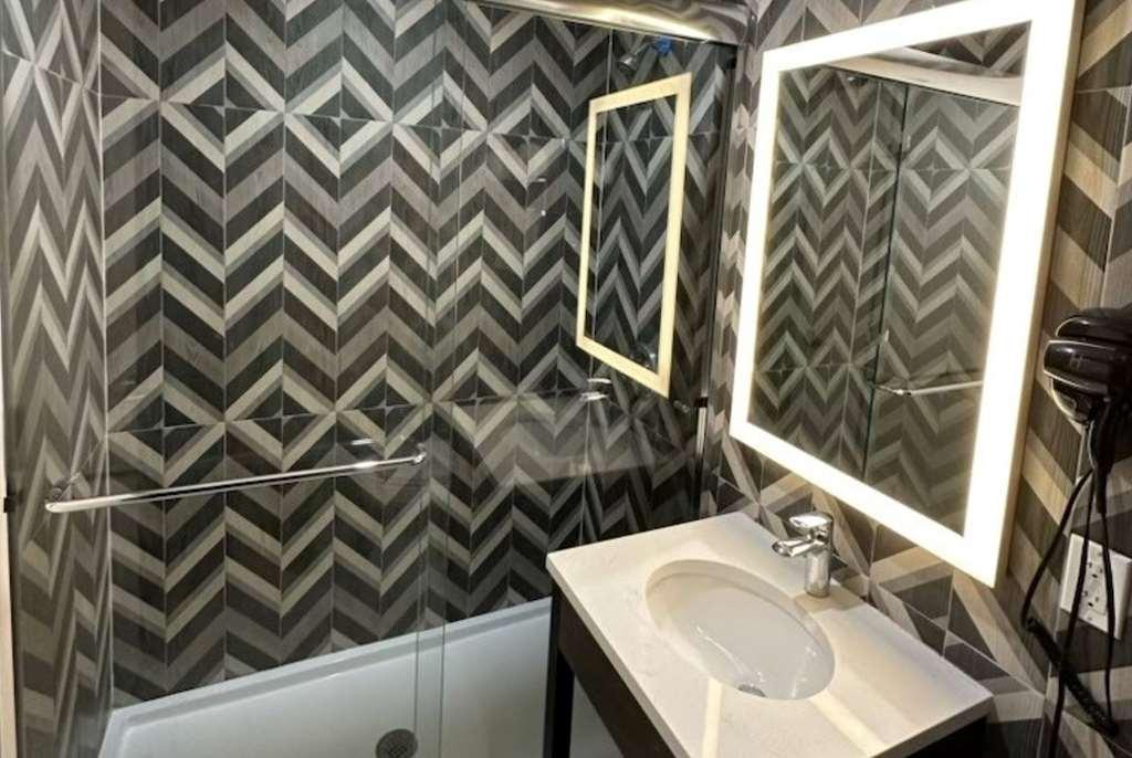 Hotel Se Brooklyn Penn Ave *