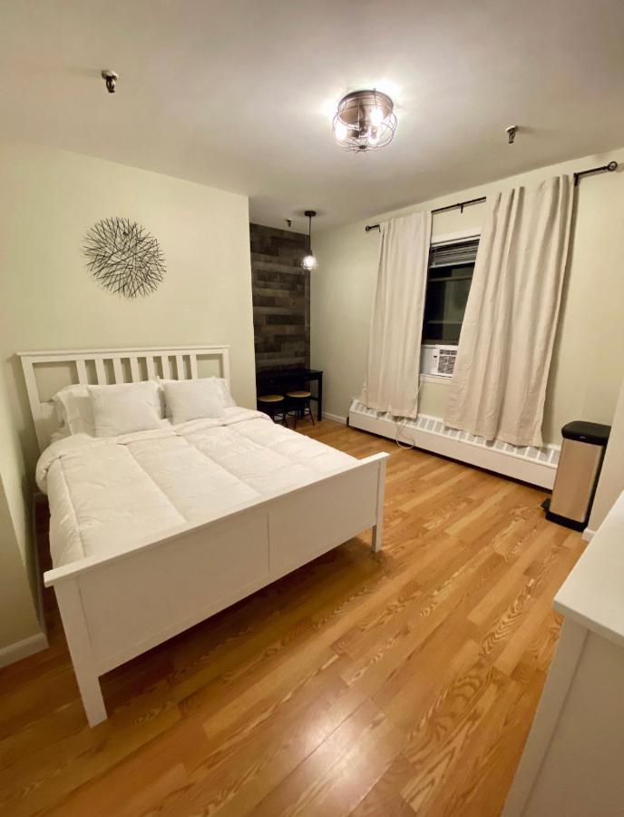 Brooklyn By The Apartment New York