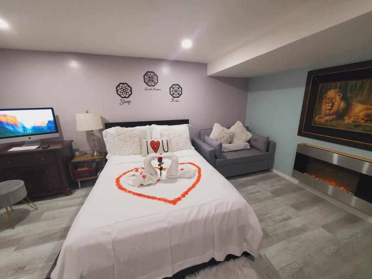 Lovely 2 Bedroom With 2 Entrance And Parking With A Fee