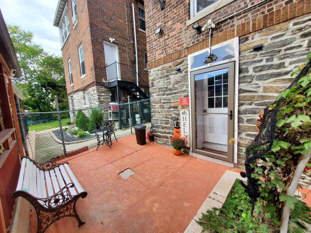 Lovely 2 Bedroom With 2 Entrance And Parking With A Fee * New York