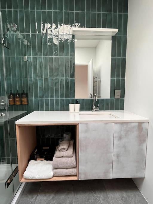 New Ample And Cozy One Bedroom In Brooklyn At Rem-casa *