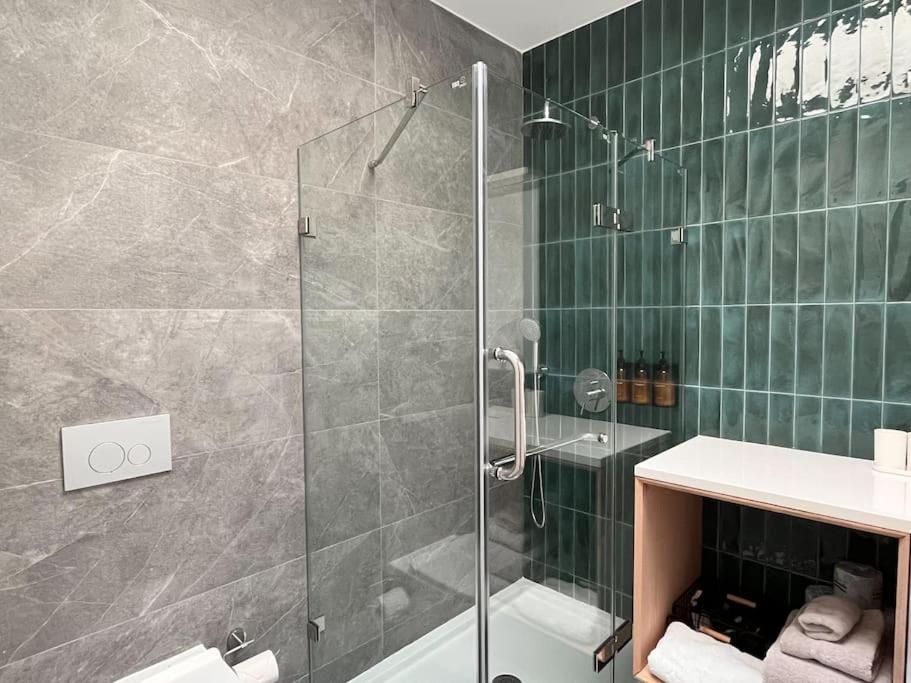 Apartment New Ample And Cozy One Bedroom In Brooklyn At Rem-casa