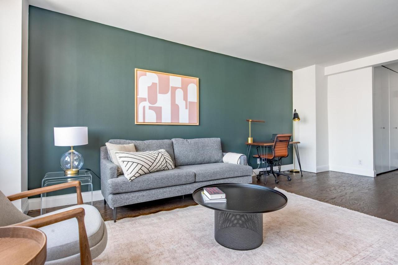 Ues 1br W Gym Doorman Balcony Stunning Roof Nyc-503 Apartment New York