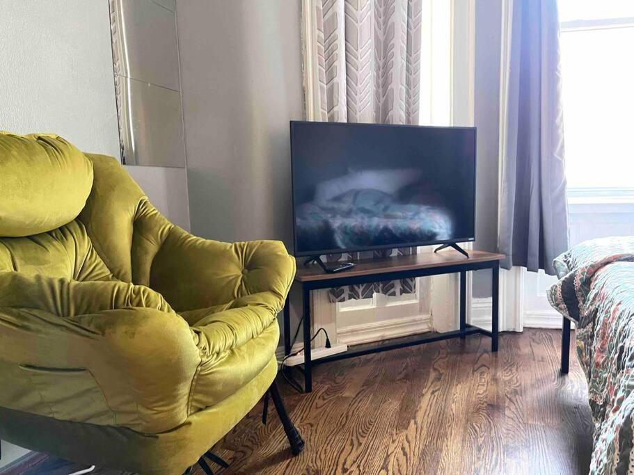 Cozy Staycation - Brooklyn Close To Train Stations Appartement