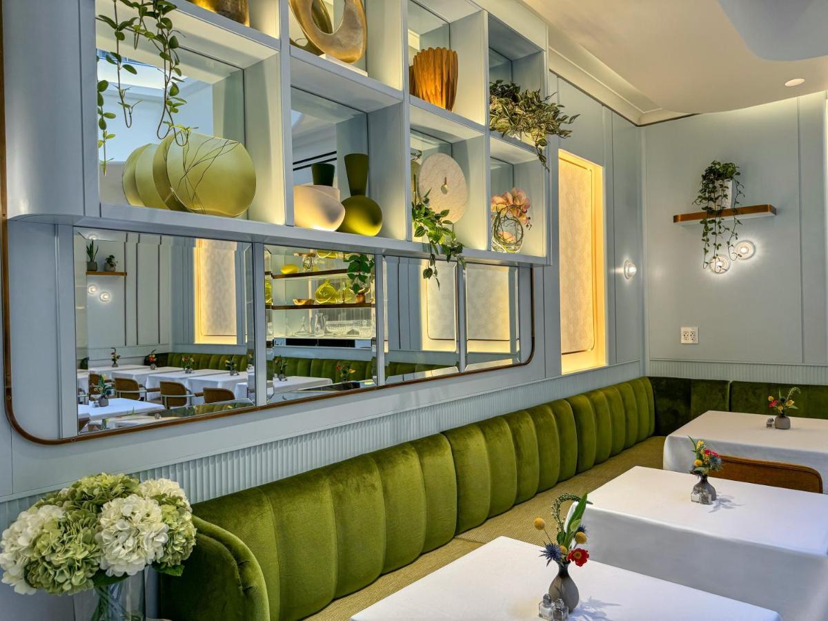 Iroquois Times Square Hotel