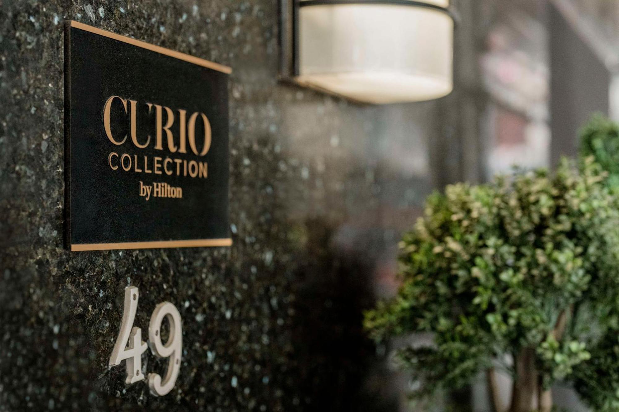Martinique On Broadway, Curio Collection By Hilton New York
