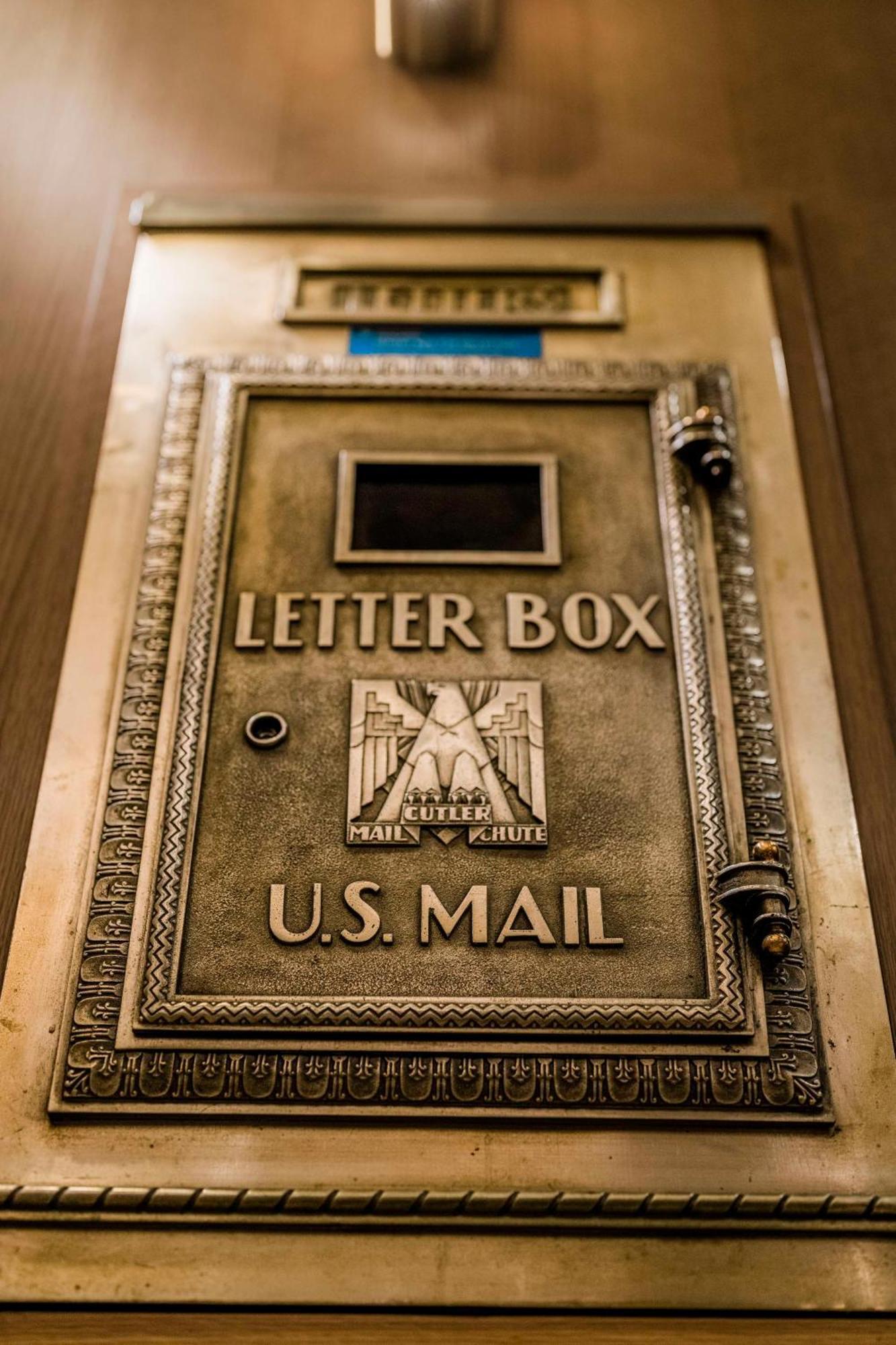 Martinique On Broadway, Curio Collection By Hilton Hotel