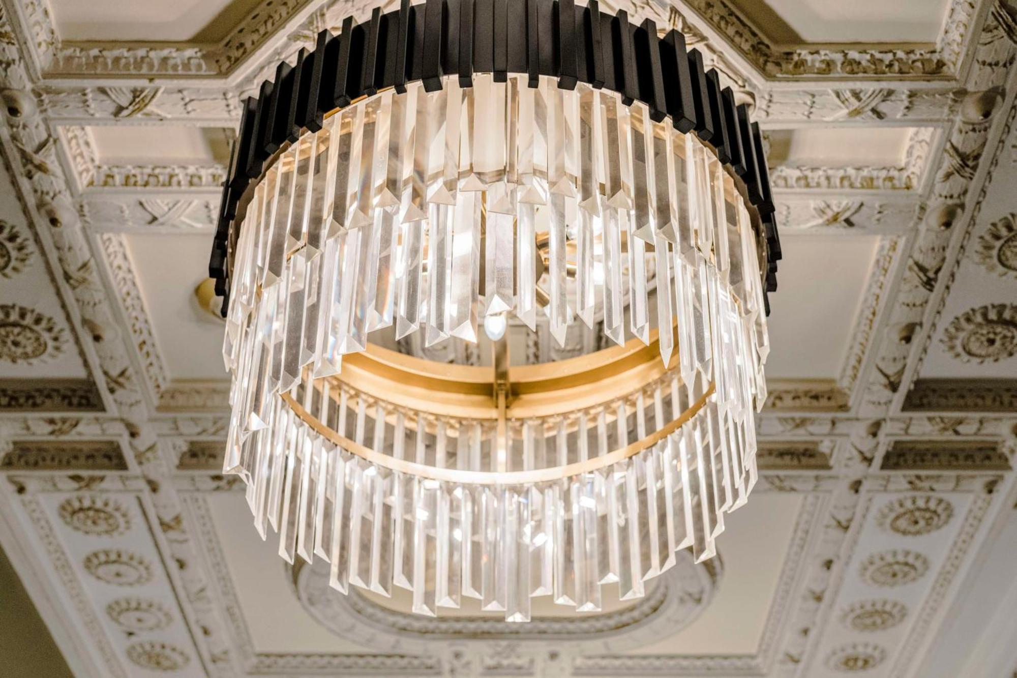 Martinique On Broadway, Curio Collection By Hilton 4*