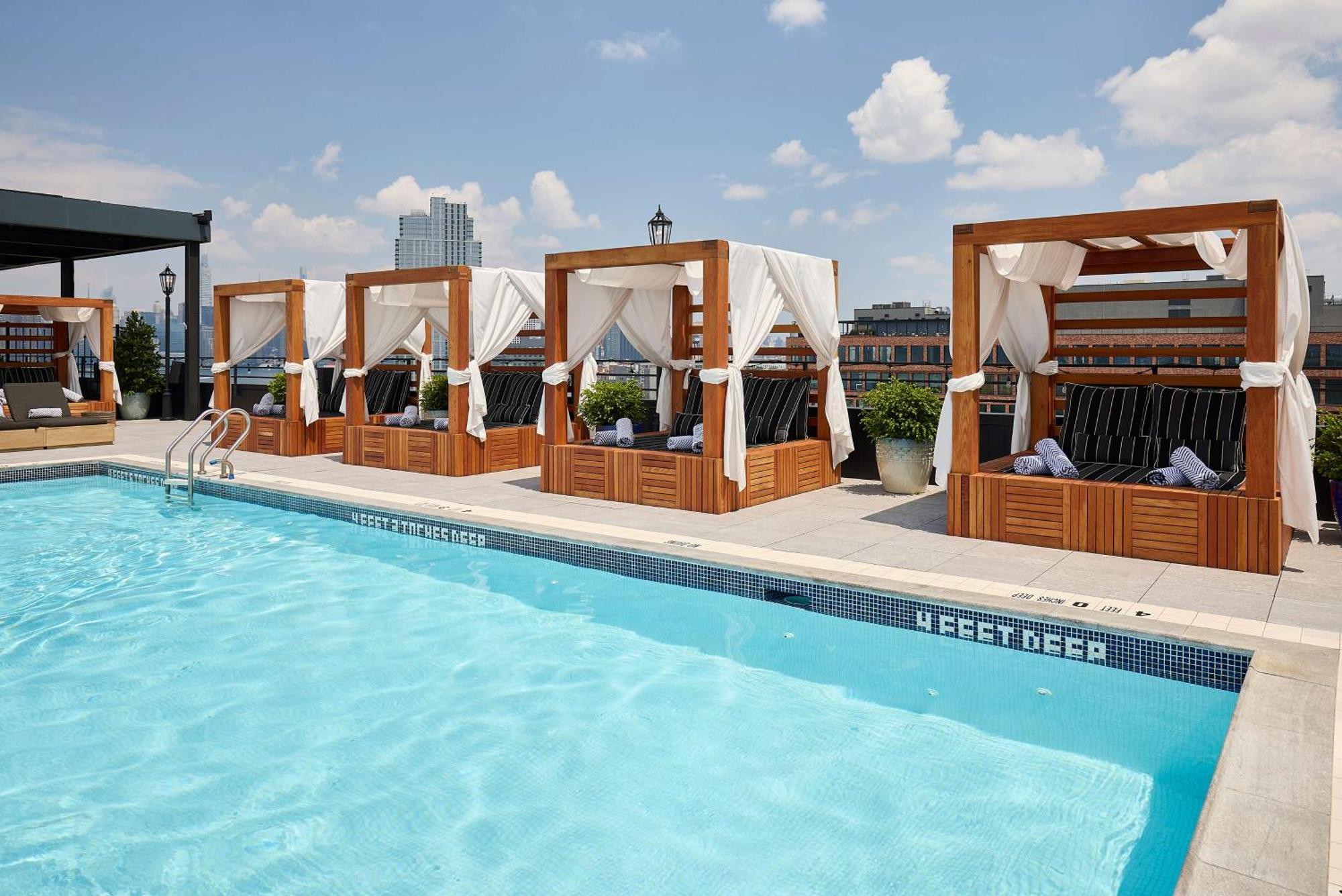 Arlo Williamsburg Hotel 5*