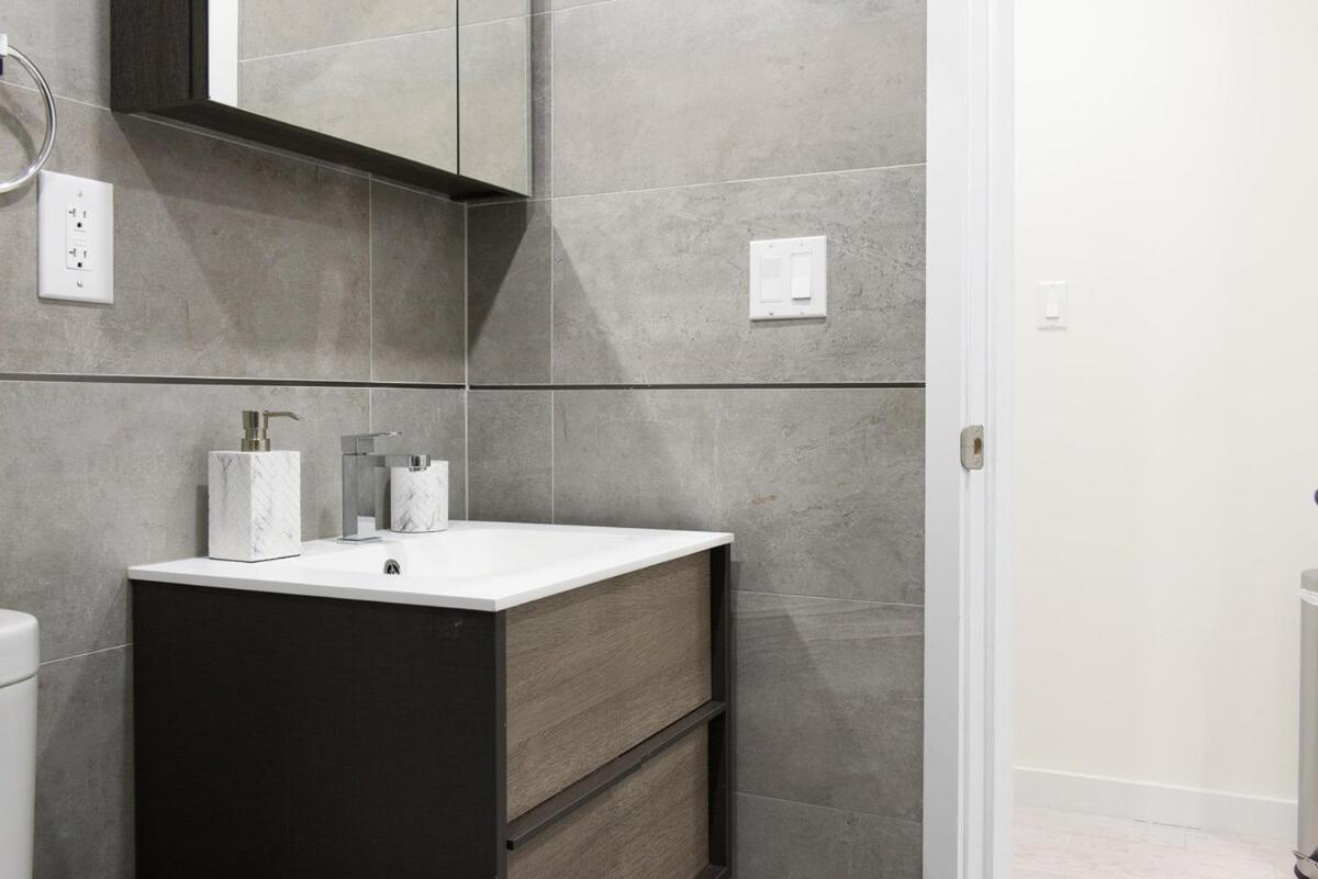 75-1b New Prime Upper East W D Elevator New York