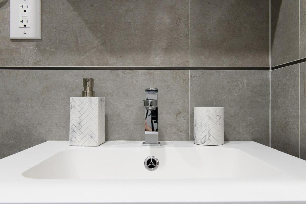 75-1b New Prime Upper East W D Elevator Apartment