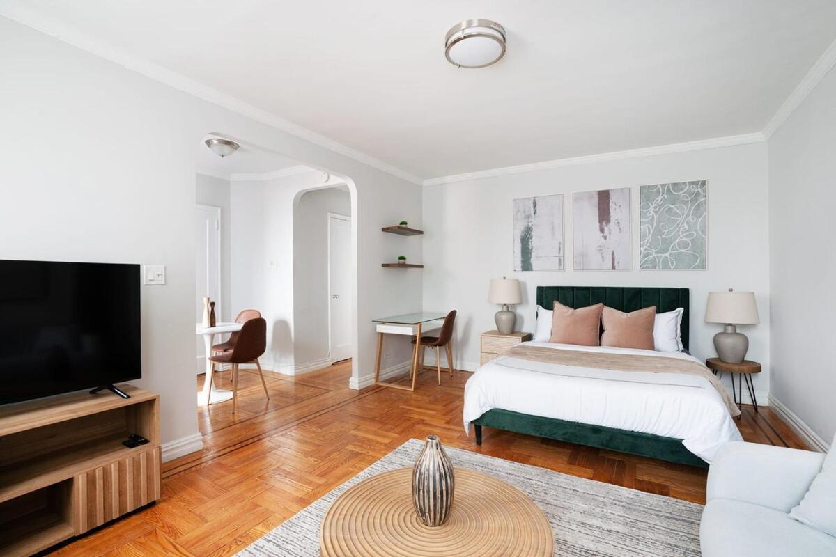 105 -5g Brand New Prime Location Elevator Apartment