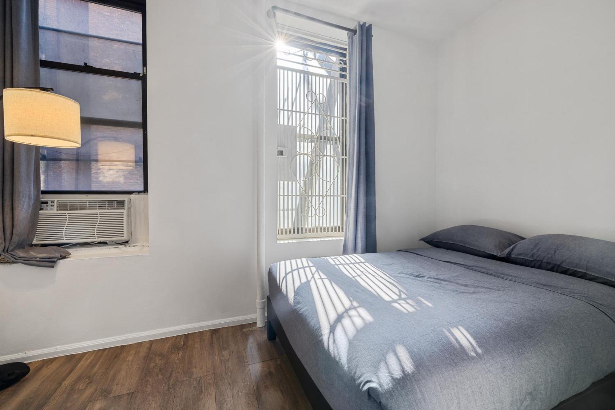 Inspiring Urban Life, Times Square