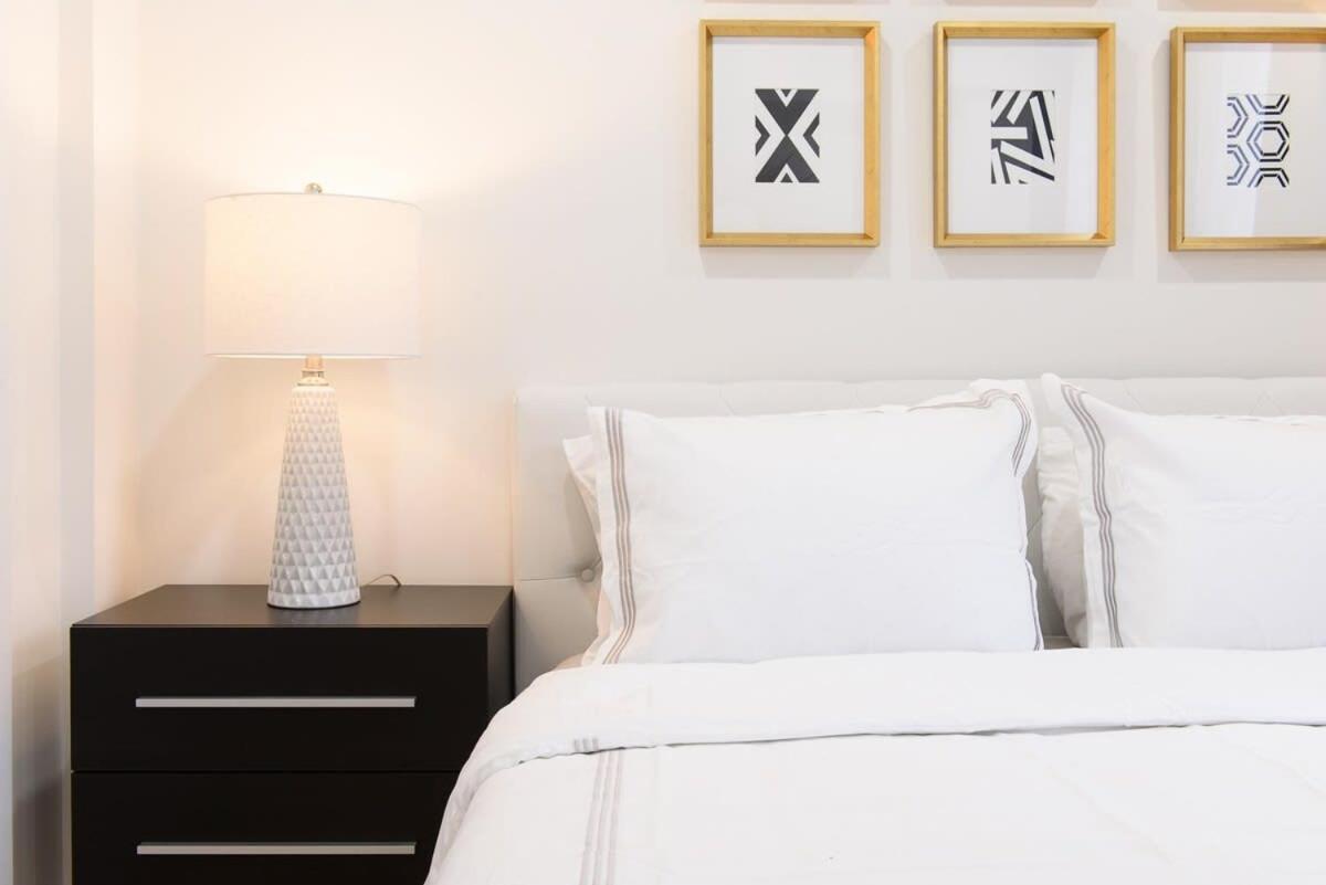 Apartment 75-5a Luxury 3br Duplex W D In Unit Elevator *