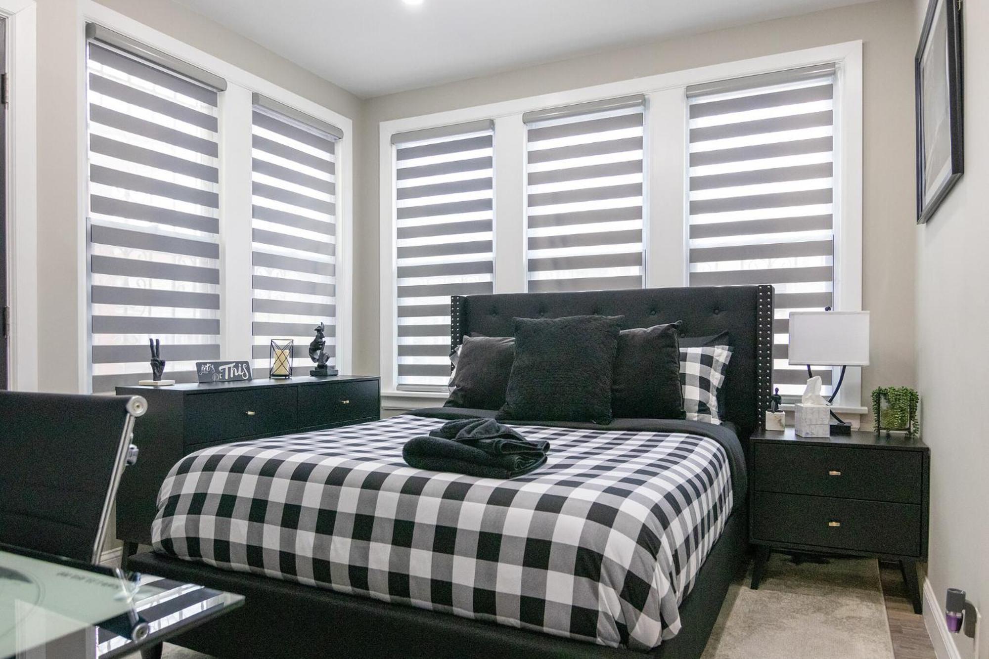 Hugh's And Nora's Place To * New York