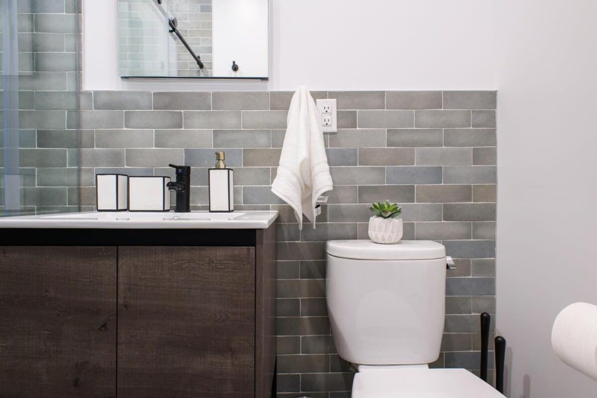 3-2 New Prime E Village Private Outdoor! New York