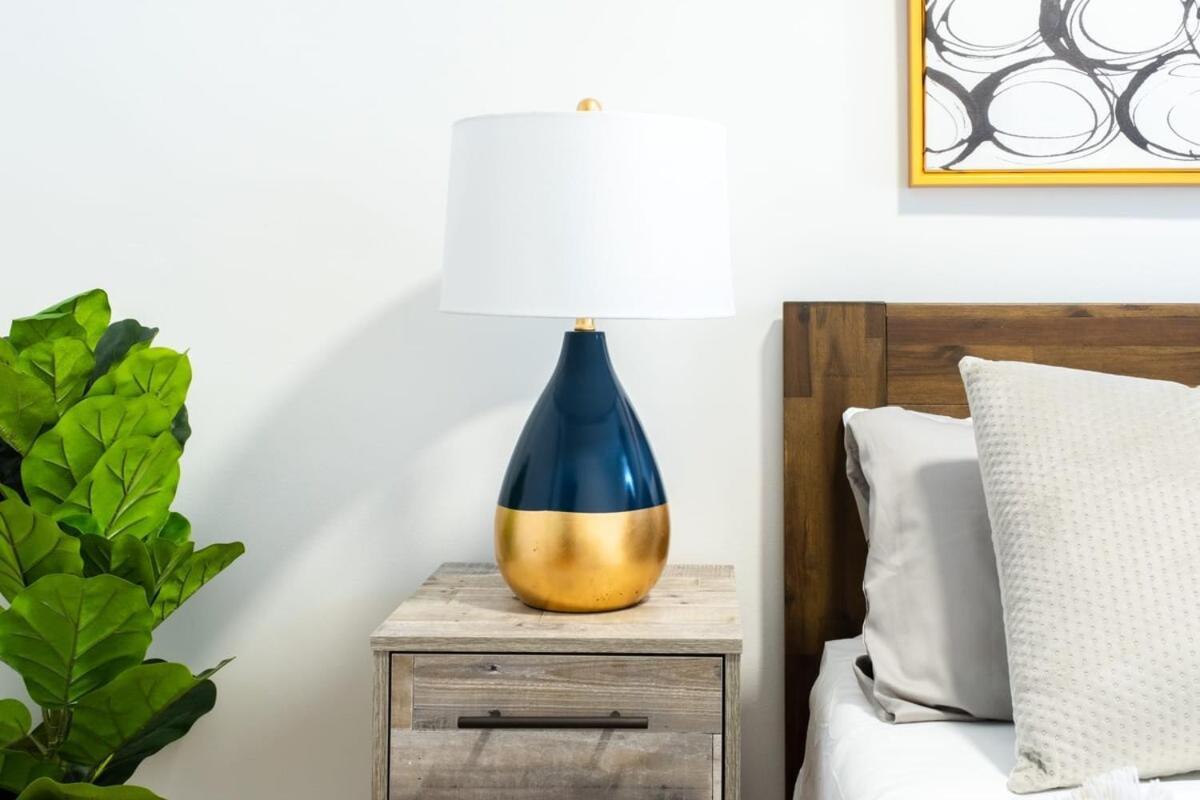 49-4a Prime Midtown Newly 2br Wd New York