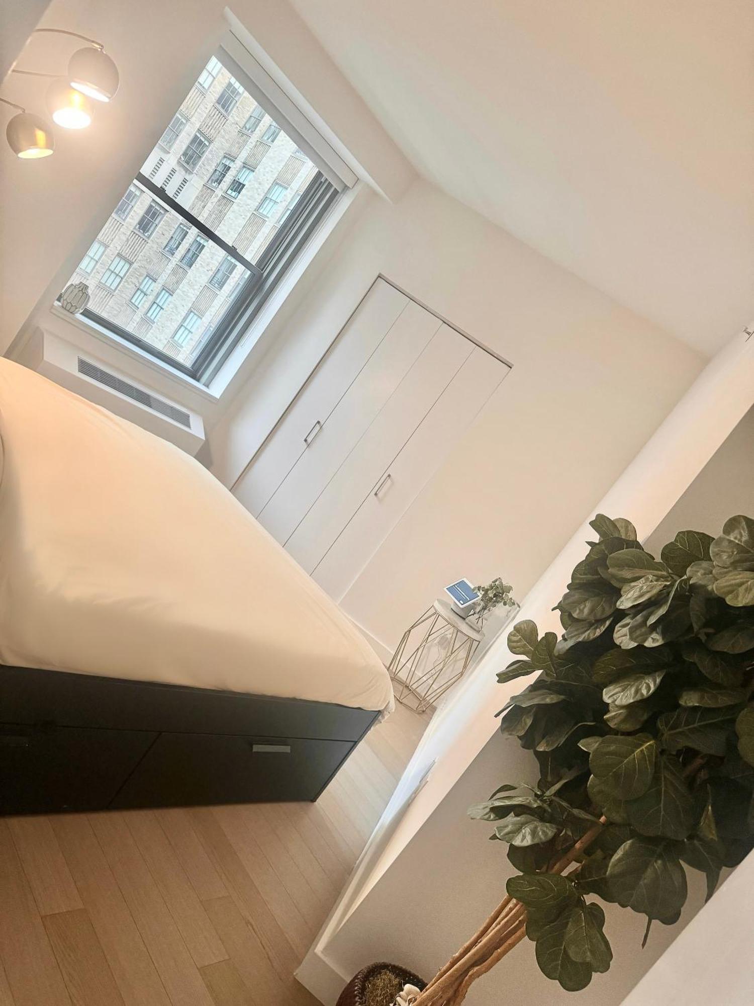 Exquisite Urban Oasis: Luxury 1 Bedroom Retreat In Downtown Manhattan Appartement
