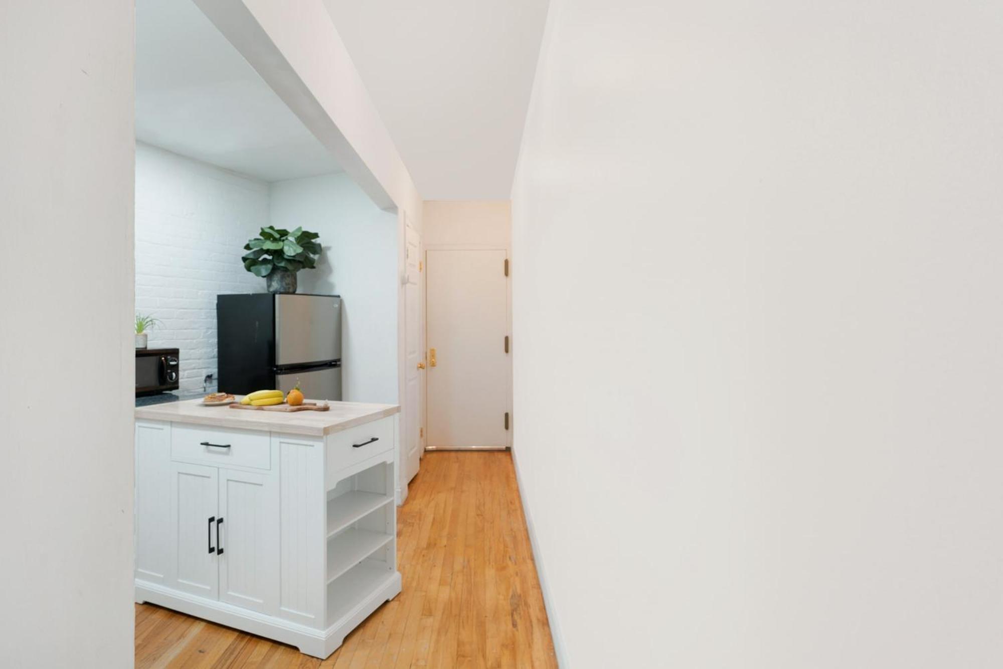 139-2w Prime West Village Furnished 2br Value New York
