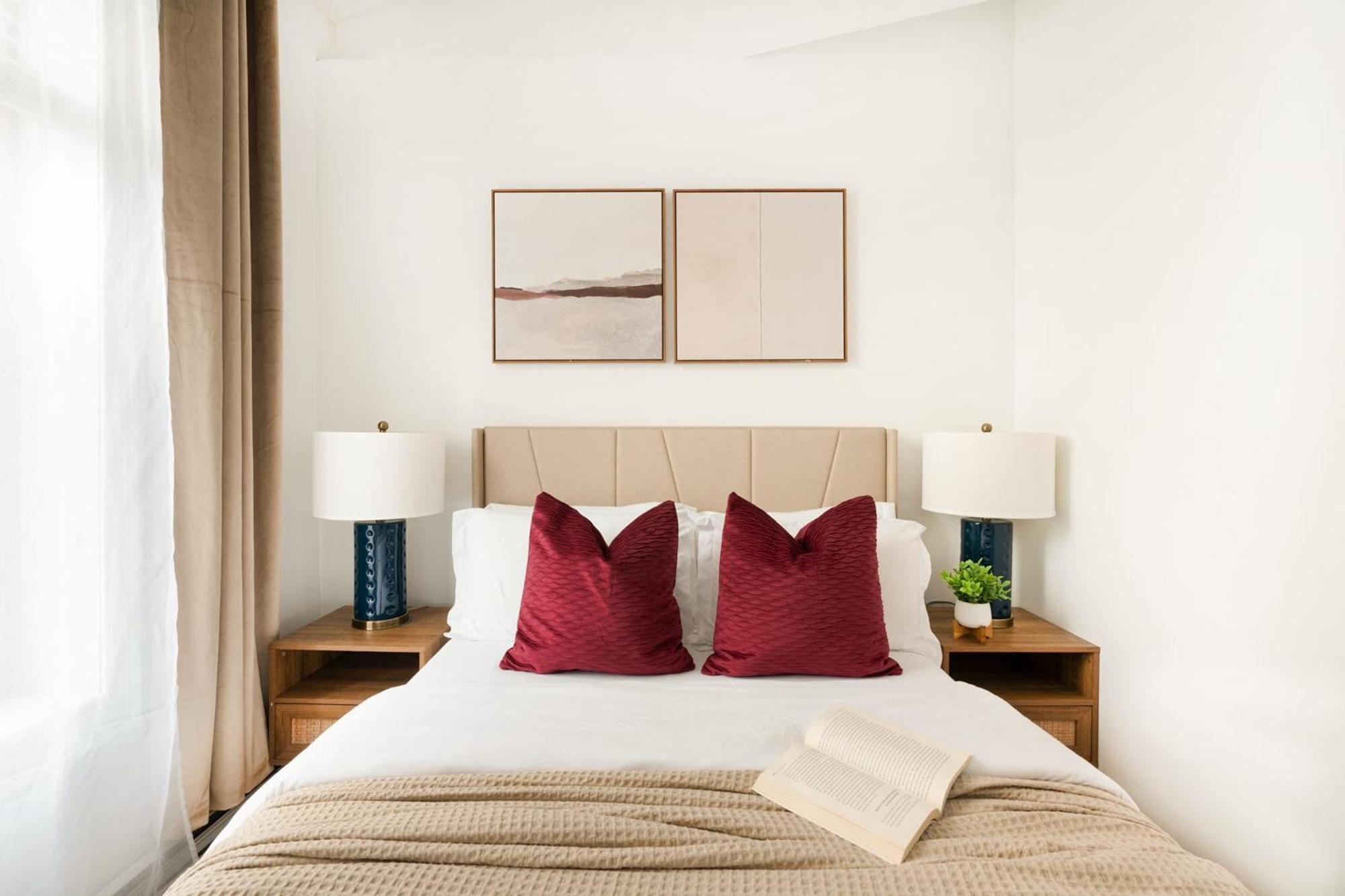 139-2w Prime West Village Furnished 2br Value Apartment New York