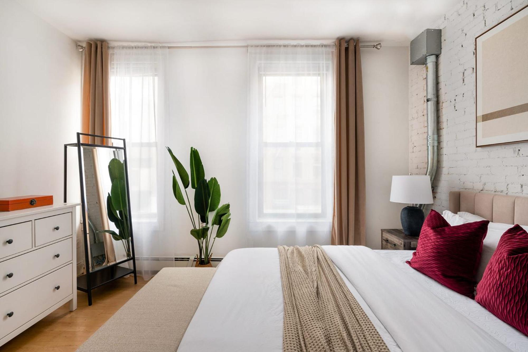 139-2w Prime West Village Furnished 2br Value * New York