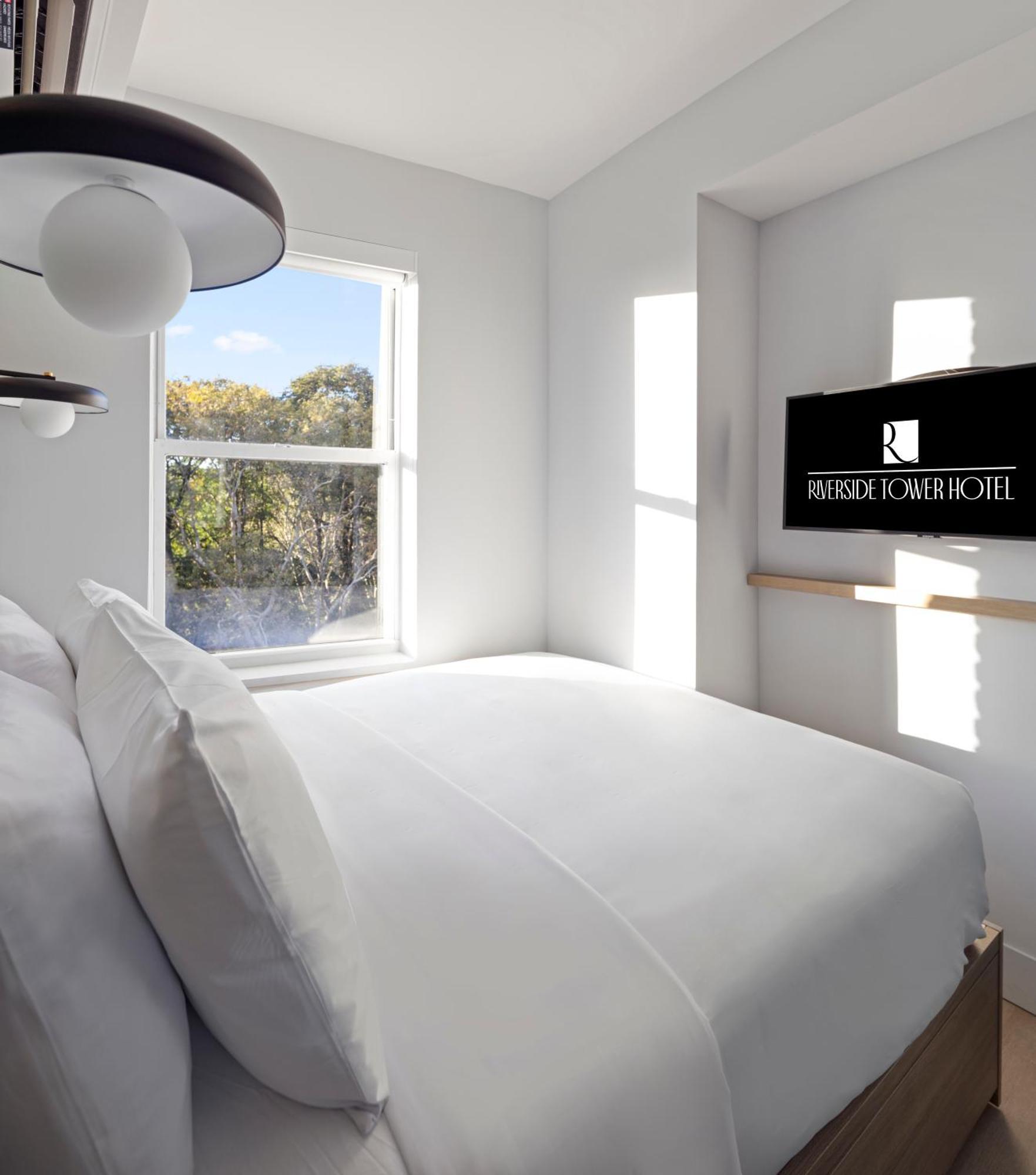 Hotel Riverside Tower New York