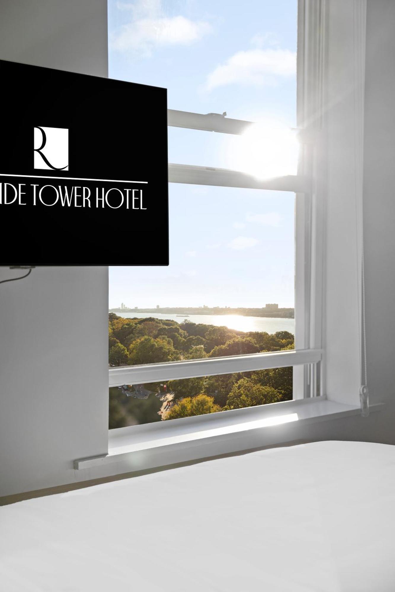 Riverside Tower Hotel 2*