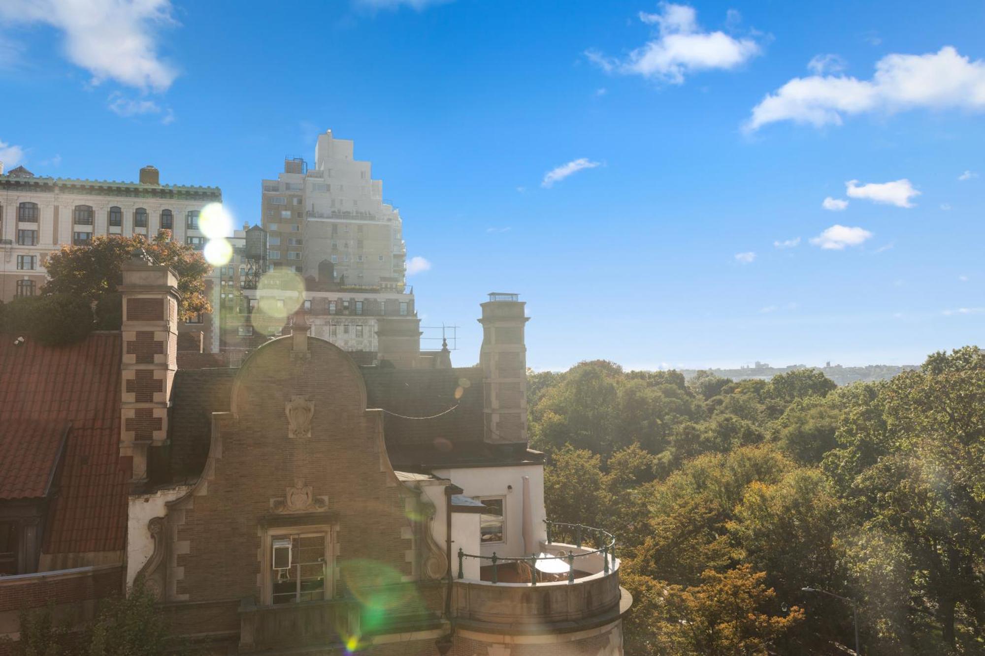 Riverside Tower 2* New York