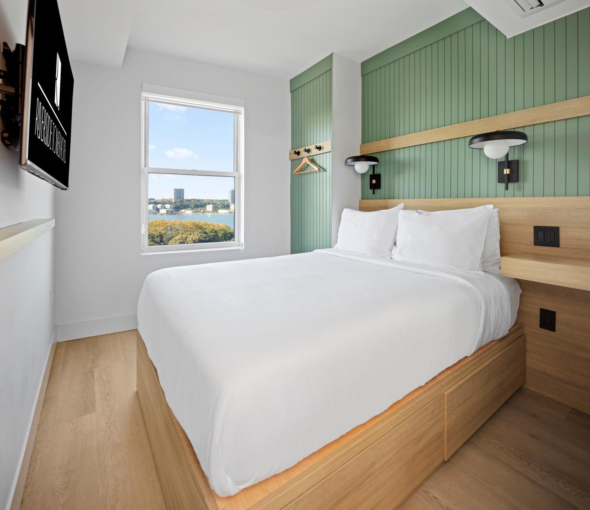 Riverside Tower 2* New York