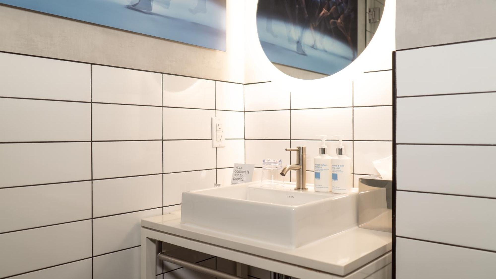 Roomza Times Square At Pestana Cr7 4* New York