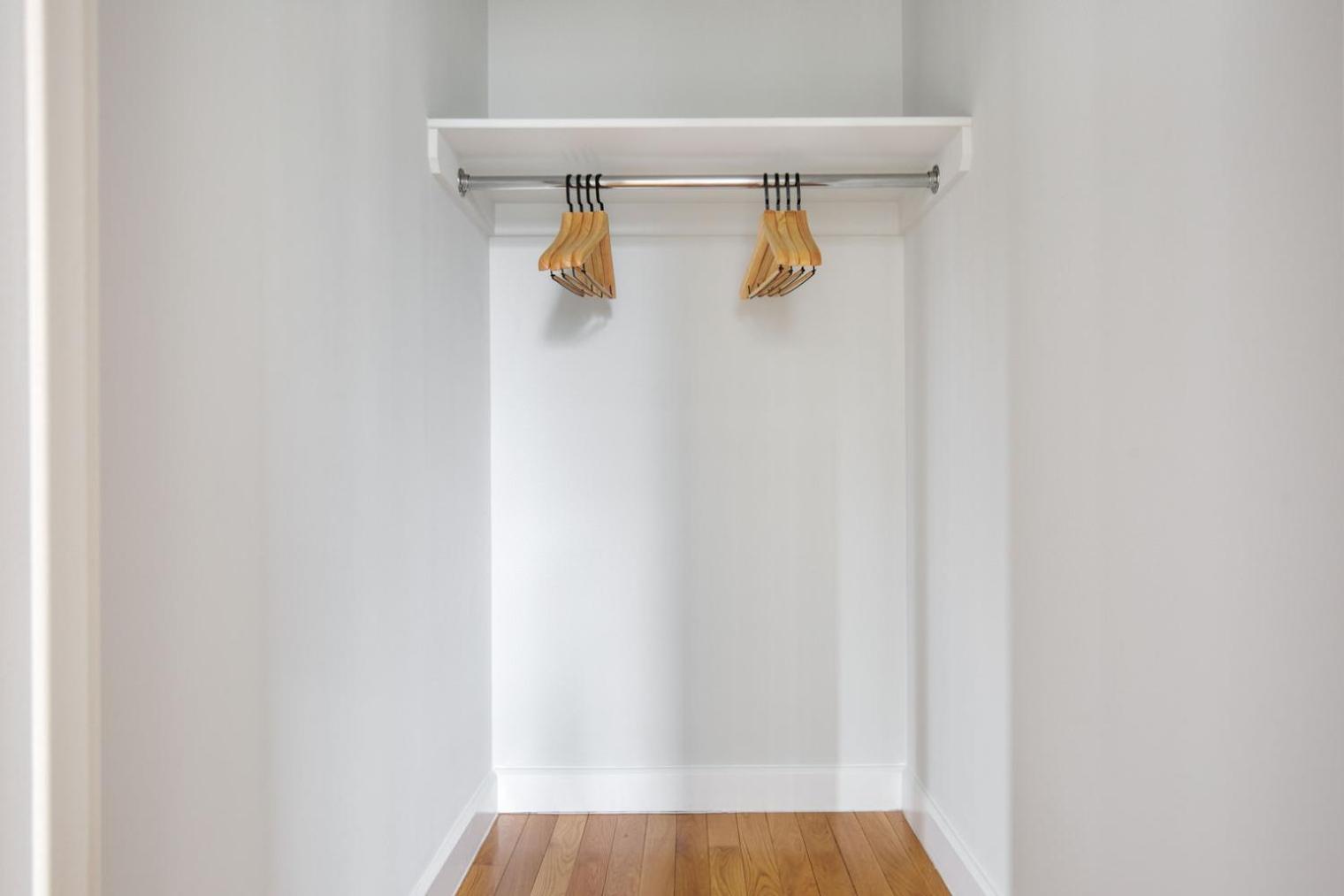 Apartment Midtown 1br W Gym Elevator Nr Rockefeller Ctr Nyc-1401 New York