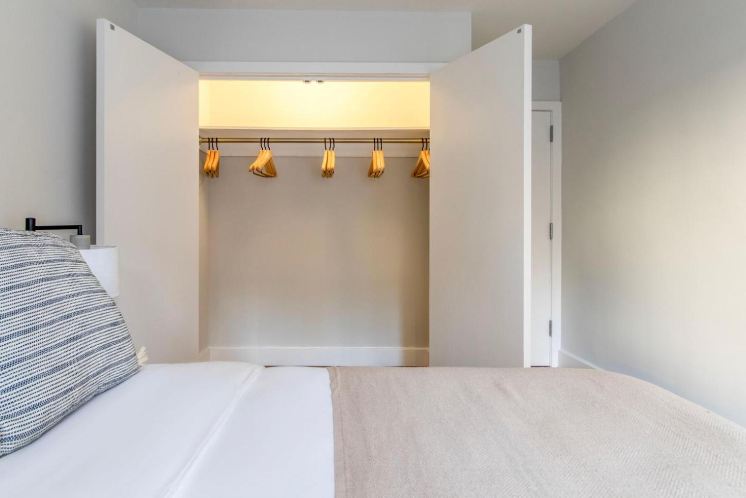 Apartment Lenox Hill 2br W Elevator Doorman Nr Art Nyc-1389 New York