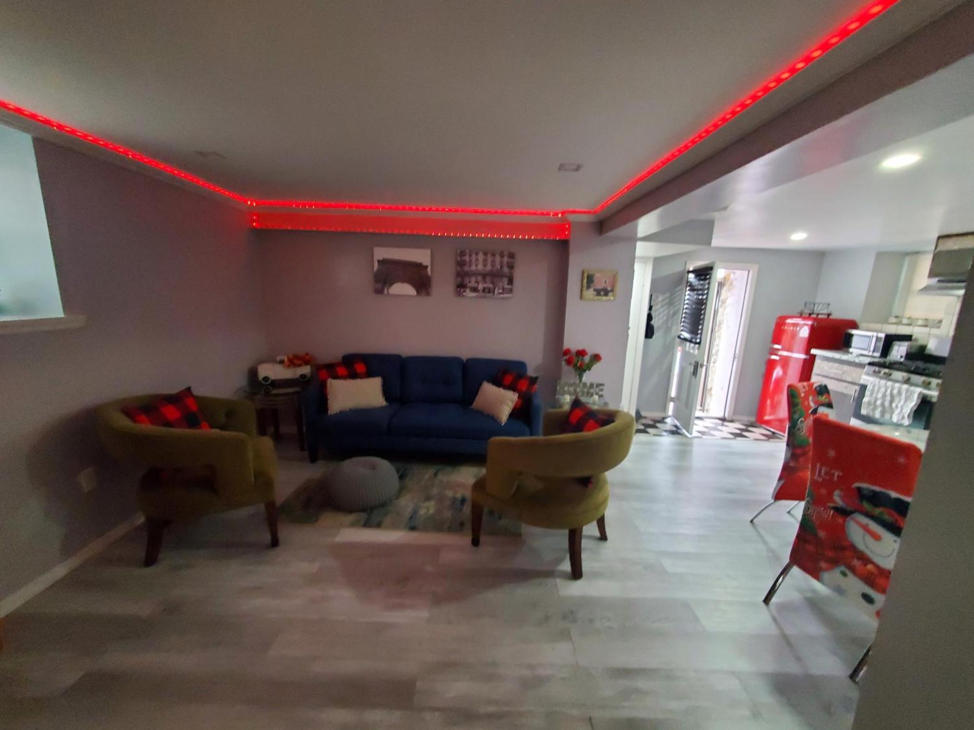 Apartment Lovely 2 Bedroom With 2 Entrance And Parking With A Fee