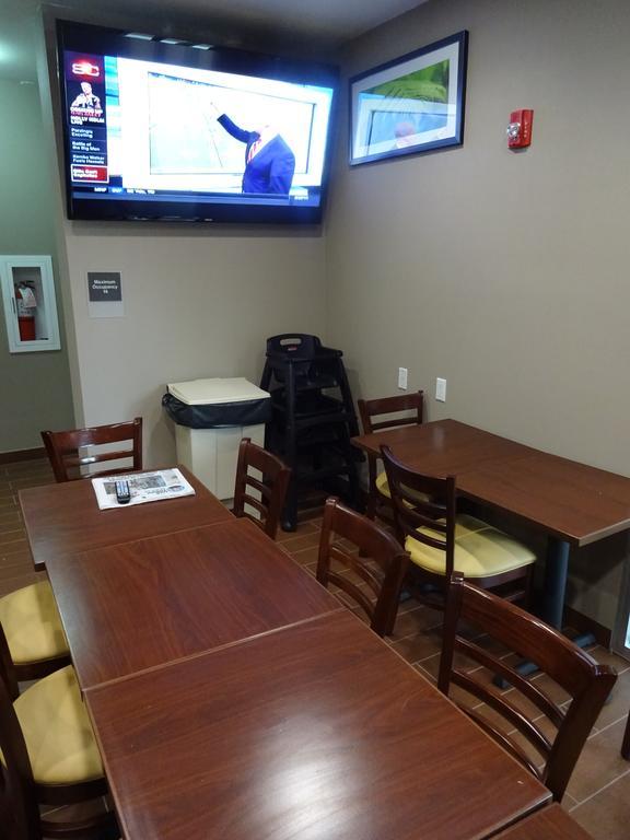 Sleep Brooklyn Coney Island 3*