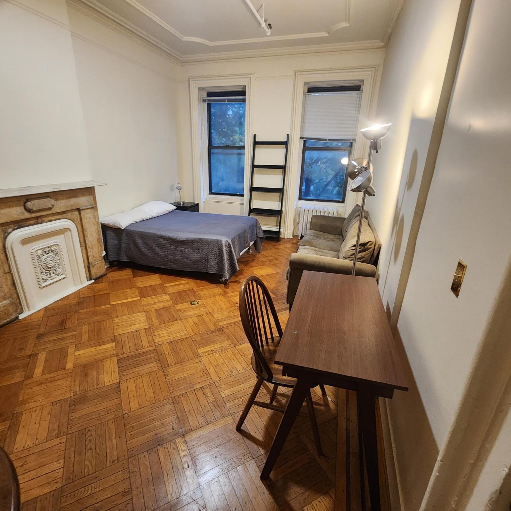 Guest house 2 New York