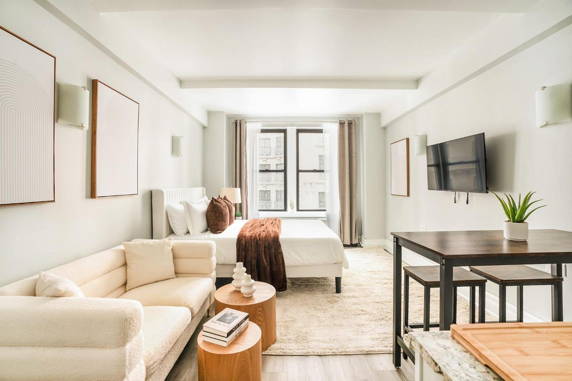 73-1004 New Uws Doorman Gym Apartment