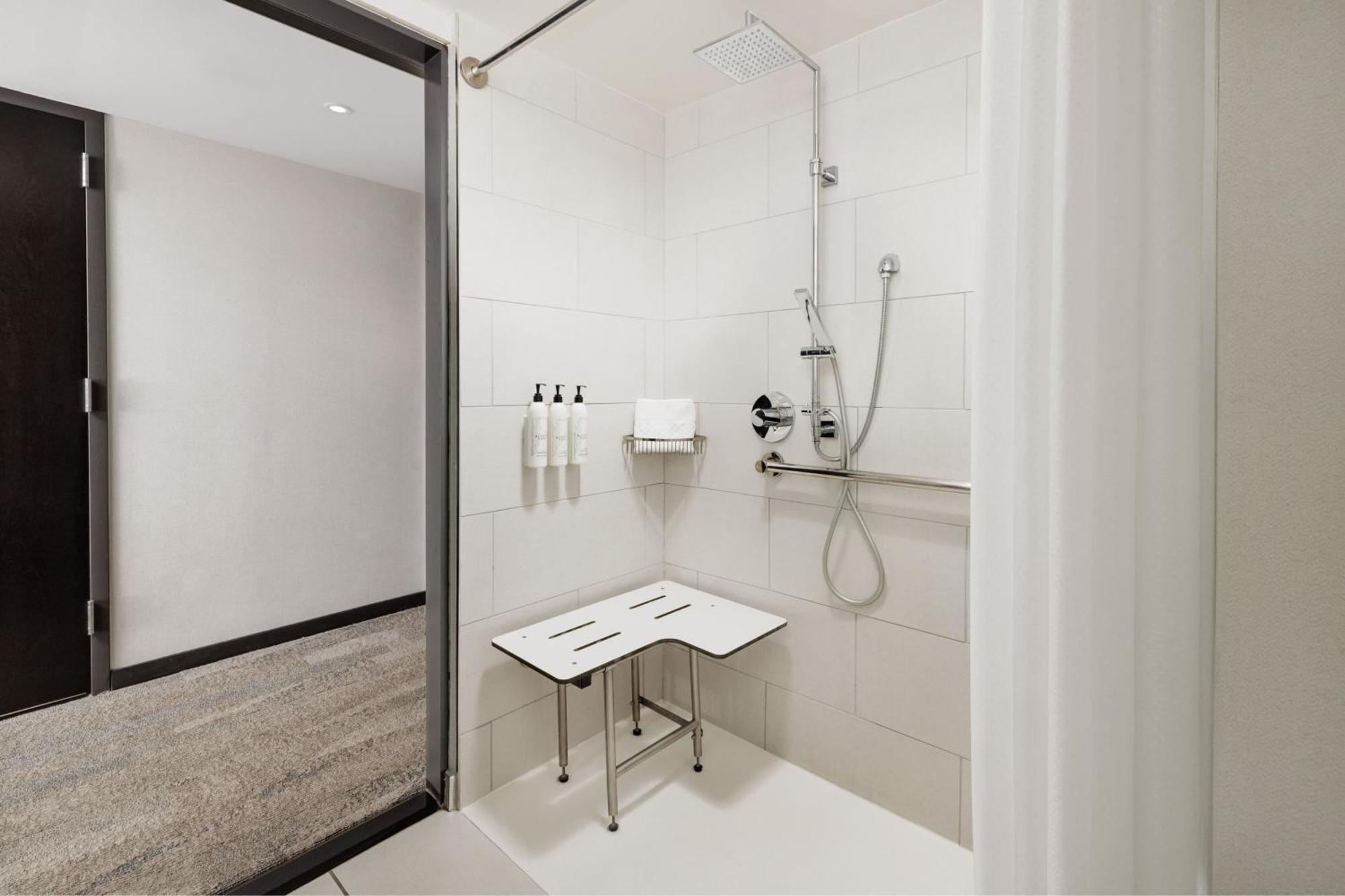 Fairfield & By Marriott Manhattan/times Square South 4*
