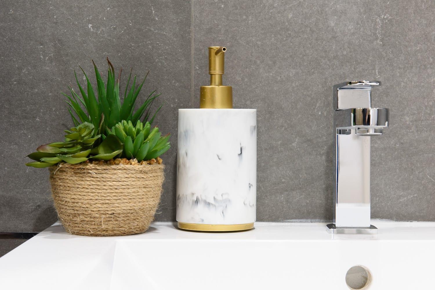 1597-12 New Prime Ues Wd In Unit Apartment New York