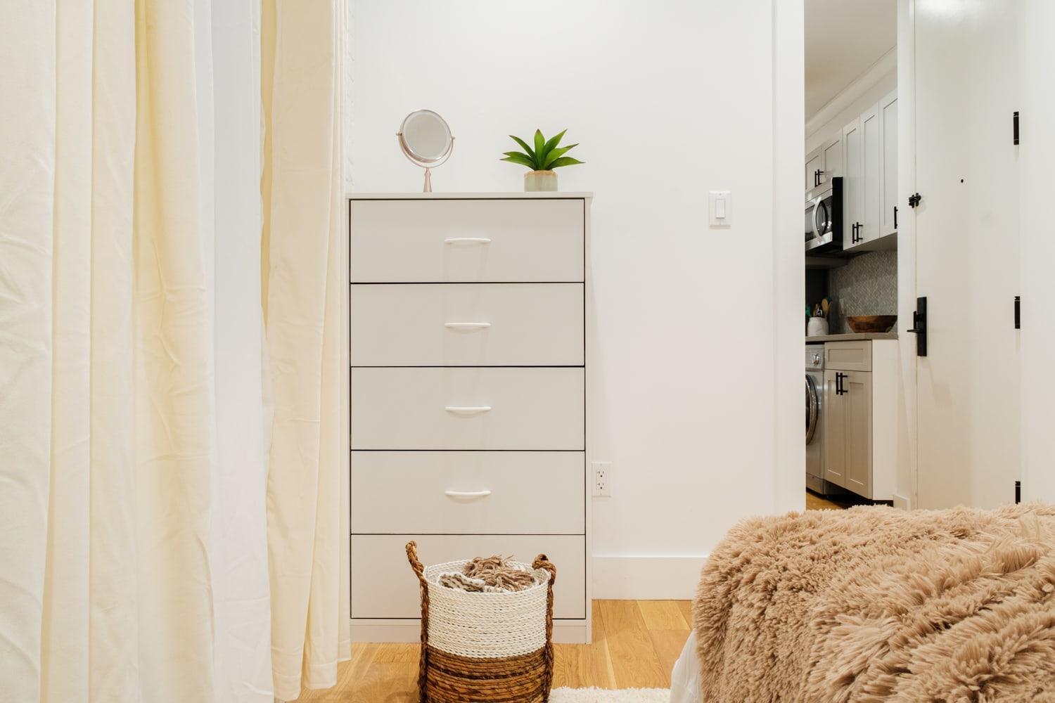 Apartment 1288-4r Newly Furnished Prime Ues 2br