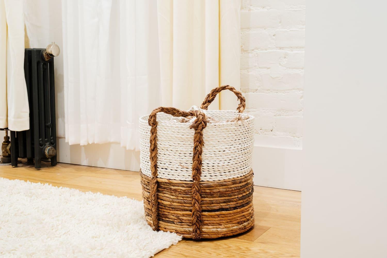 1288-4r Newly Furnished Prime Ues 2br