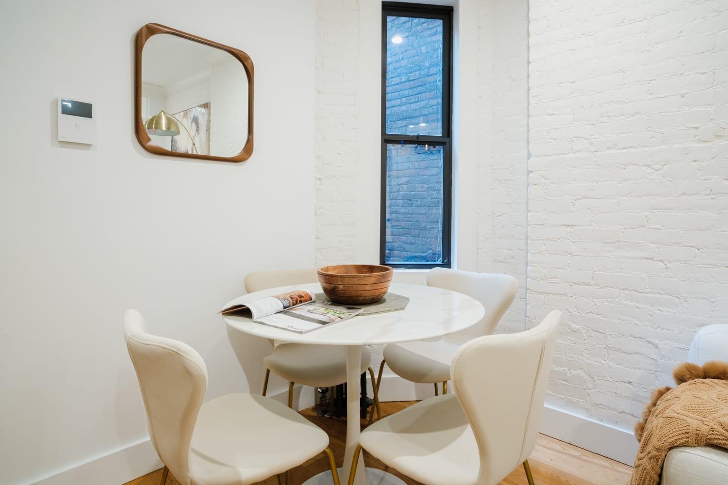 Apartment 1288-4r Newly Furnished Prime Ues 2br