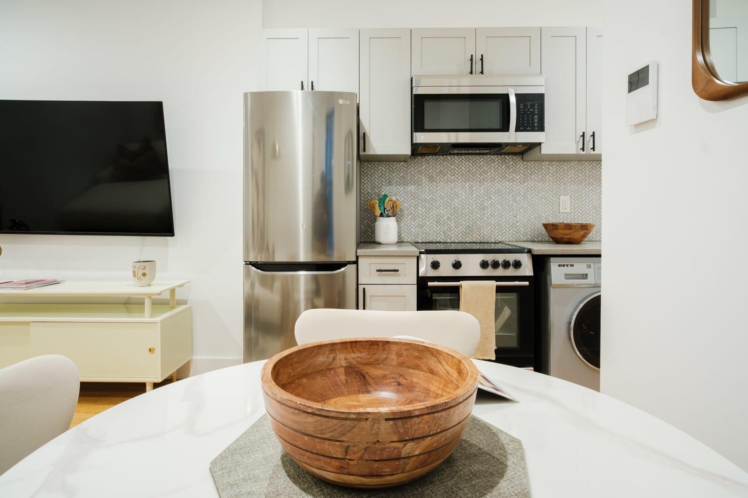 1288-4r Newly Furnished Prime Ues 2br Apartment *