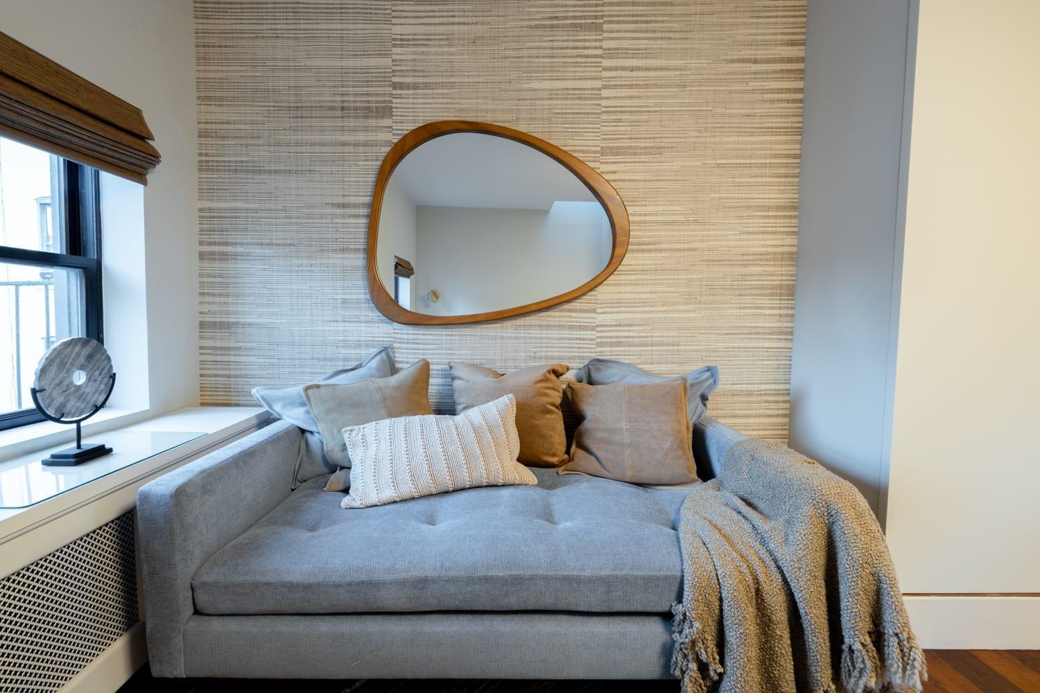 E10-3 3br Designer Townhouse Apartment